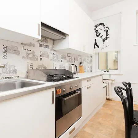 Center Starowiejska By Renters